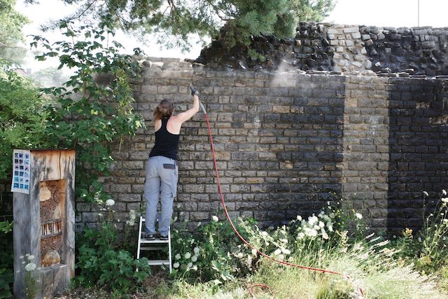 Kaiseraugst: Kantonsarchäologie sichert  Baudenkmal