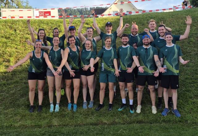 Die Mitglieder des STV Zuzgen am Fricktaler Cup in Schupfart. Foto: zVg