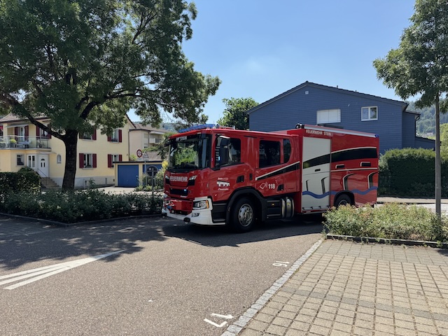 Das neue Tanklöschfahrzeug trifft ein. Foto: Lilia Staiger
