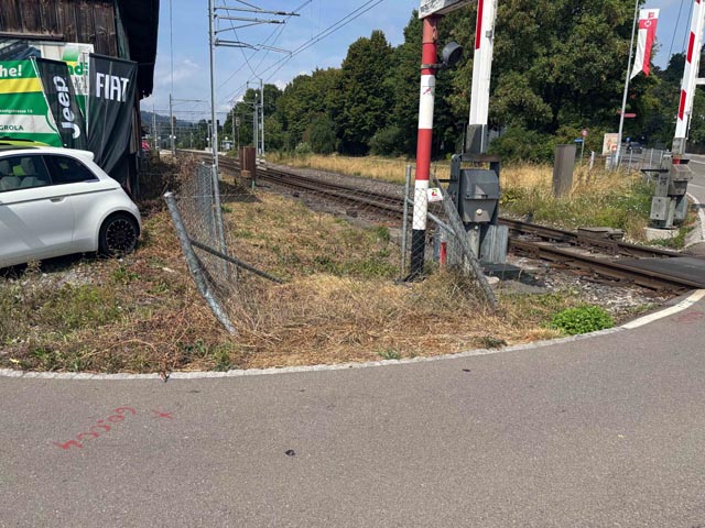 Selbstunfall in Würenlos. Foto: Polizei AG