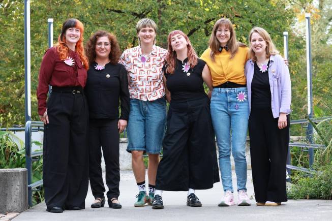 Der gewählte Vorstand, von links: Damaris von Arx, Elife Biçer, Mia Zollinger, Julia Tremp, Milena Gerber und Nadine Schenker